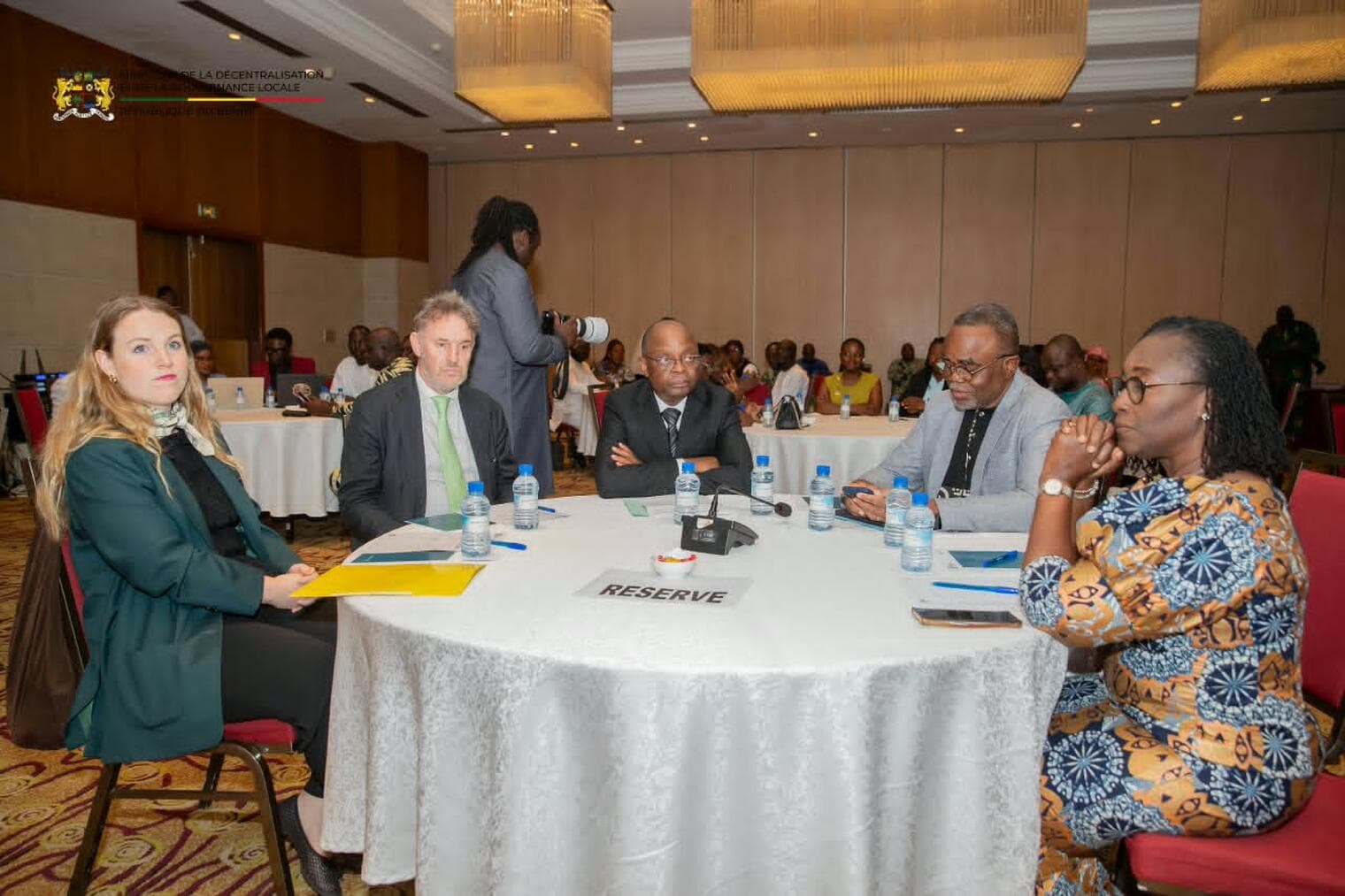 Bénin : Janvier Yahouédéou oriente le nouveau bureau de l'ANCB vers la coordination territoriale
