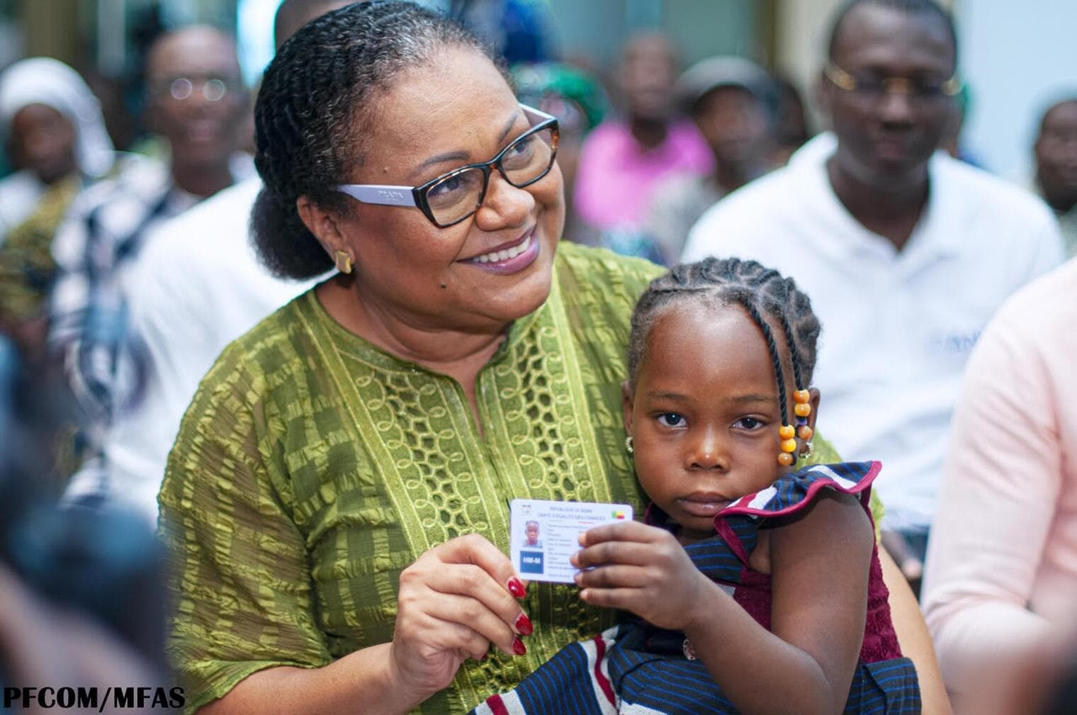 Inclusion au Bénin : 1 422 nouvelles cartes d'égalité de chances remises